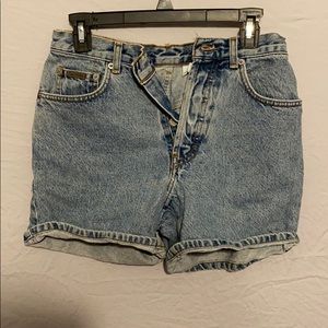 VINTAGE SUPER CUTE high waisted shorts